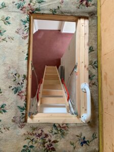 Hitchin Deluxe Wooden Ladder & Hatch